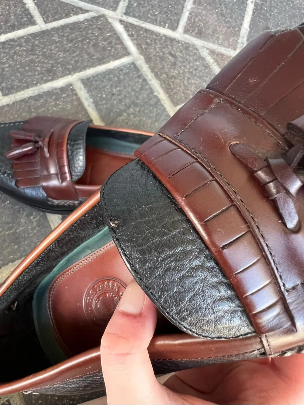 EUC Men’s 8.5 H.S. Trask Leather Tassel Kiltie Loafers